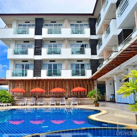 First Residence Hotel Bãi biển Chaweng Ngoại thất bức ảnh